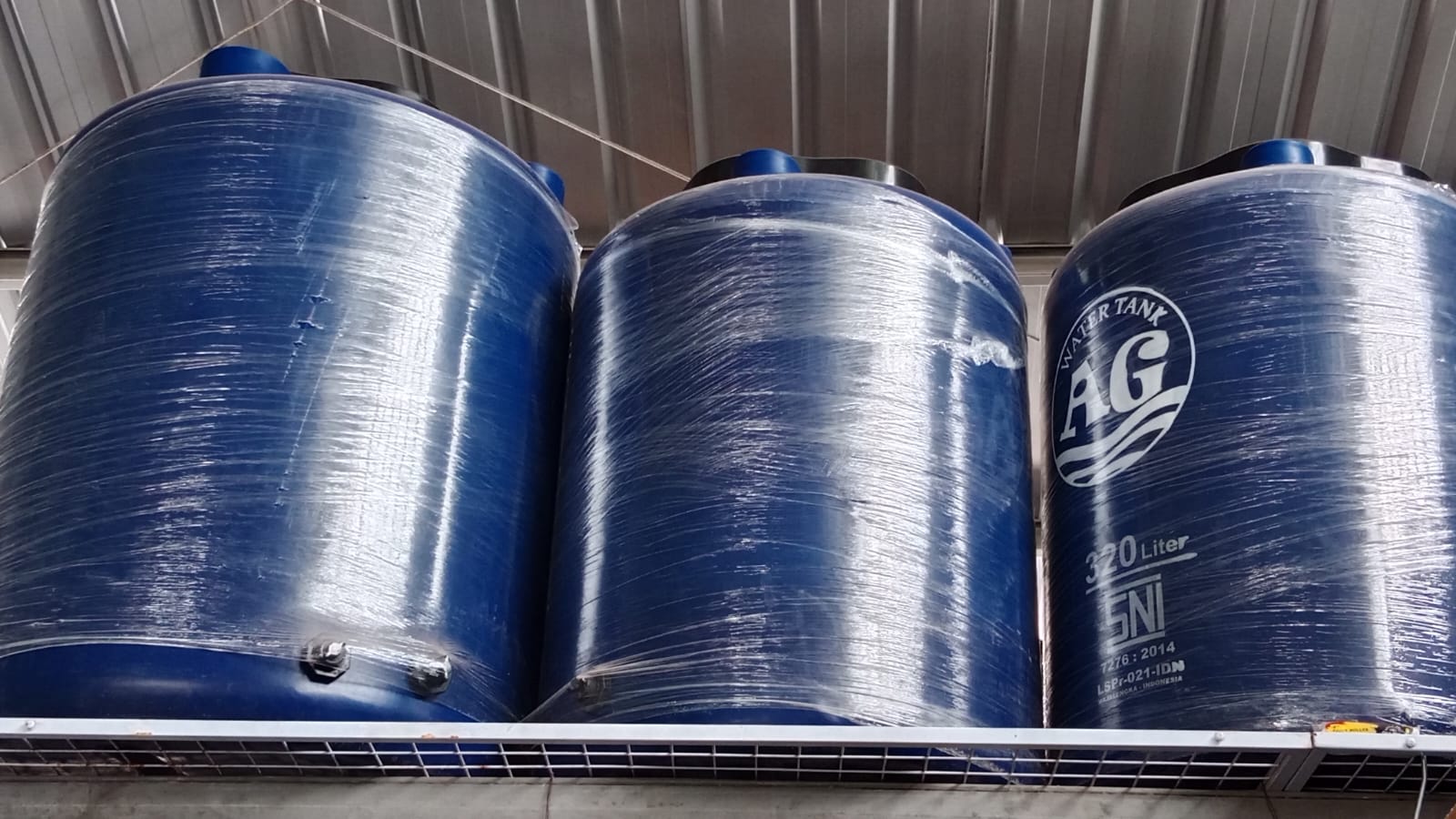 Toren 1000L Biru