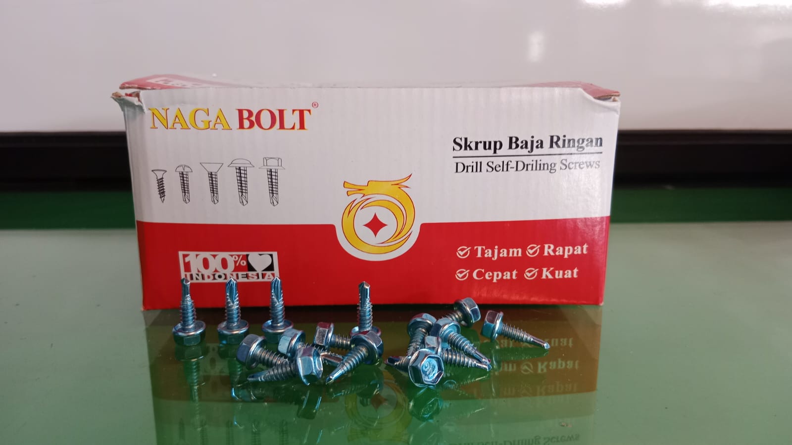 Skrup baja Nagabolt 19